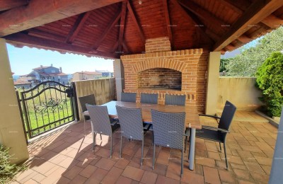 Medolino! Casa con 6 unità abitative separate!