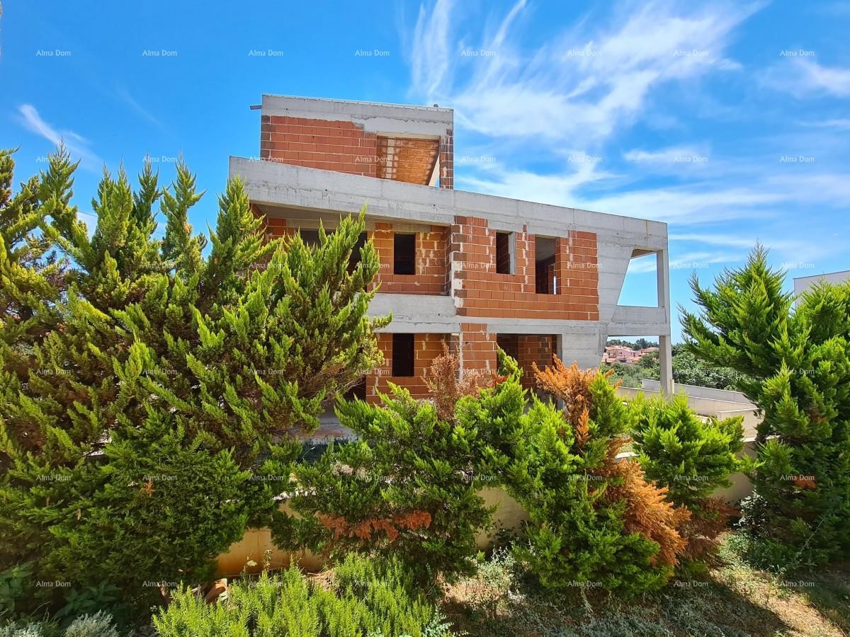 МЕДУЛИН На возвышенной части города построен дом Ро-Бау! 2