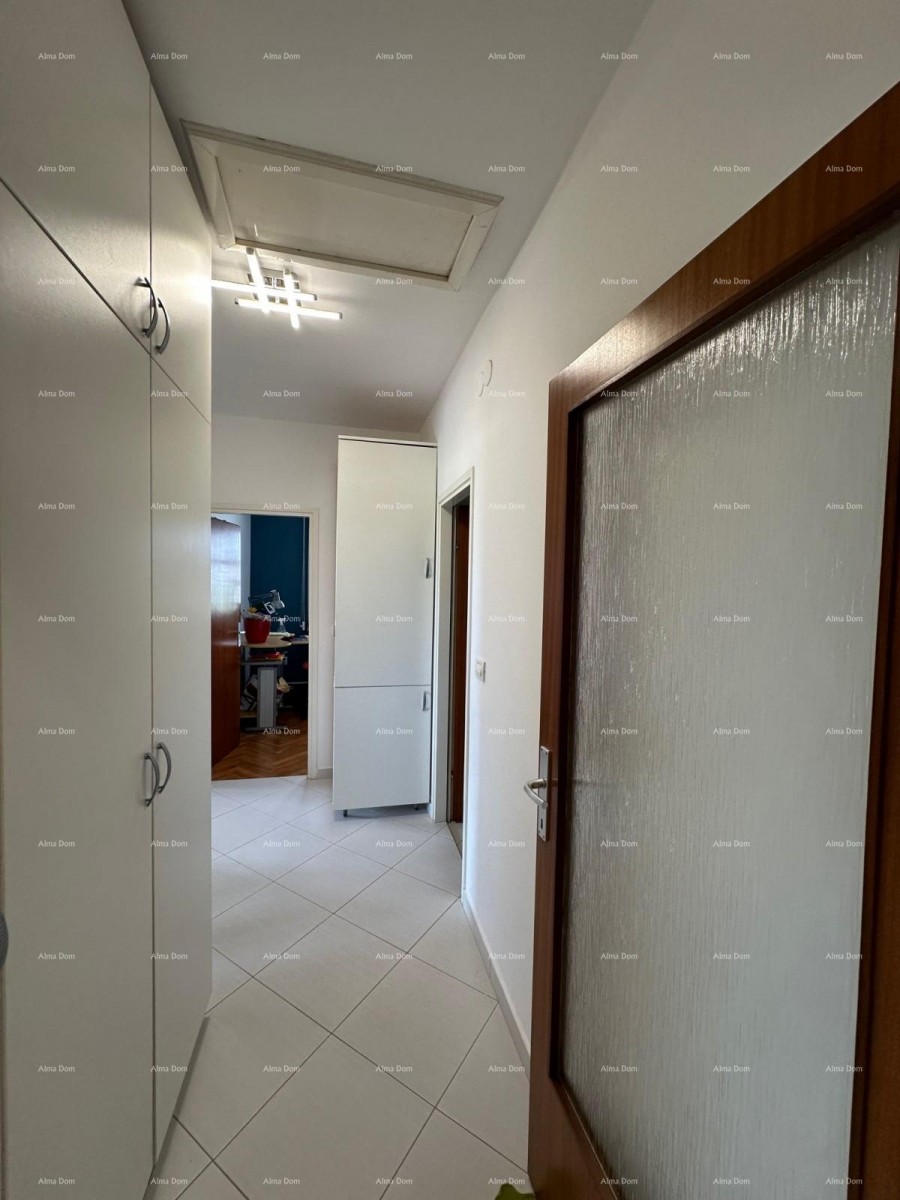 Продаем квартиру в тихом месте Бусолера. 17