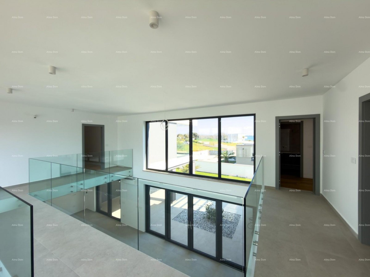 Современная вилла в 100 метрах от моря! 39