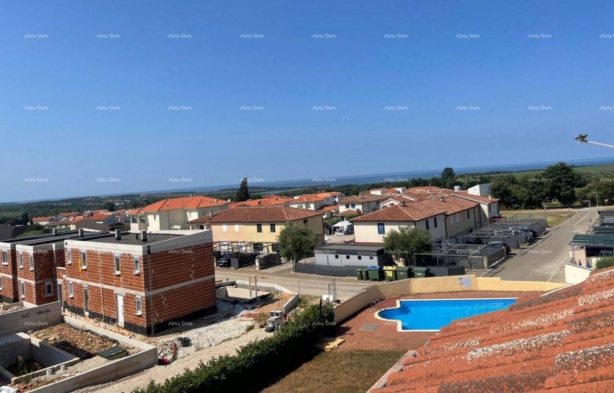 Prodaje se 2-sobni stan, VABRIGA, 68 m2, sa bazenom 2