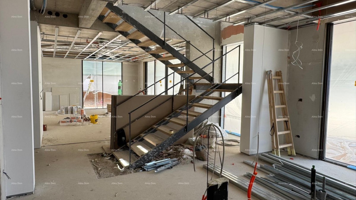 Prodaje se moderna vila u Rovinju 36