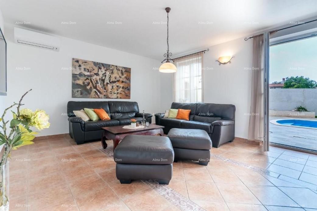 Villa with swimming pool for sale, near Barban 14