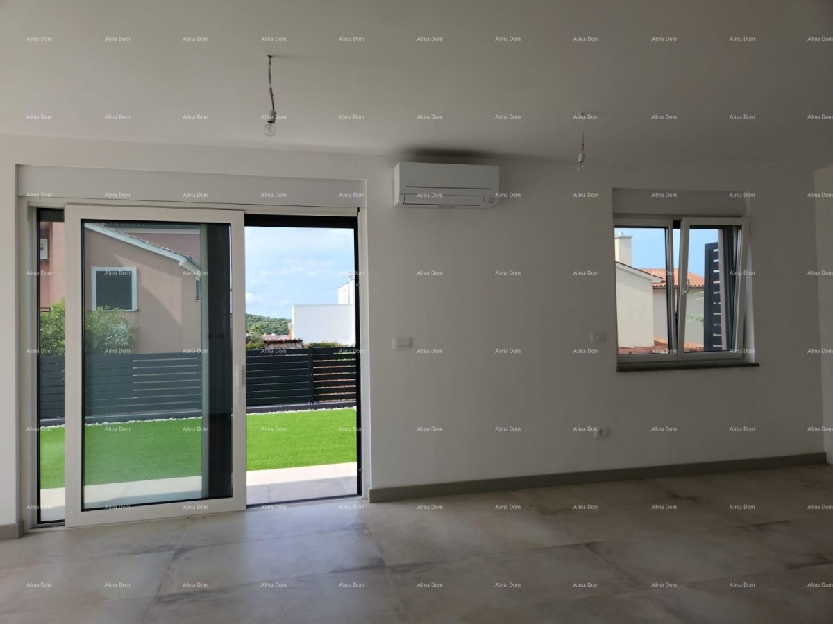 Modern oasis with a pool and private garden in Banjole 15