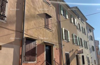 Продается старый каменный дом на 4 этажа в Бале