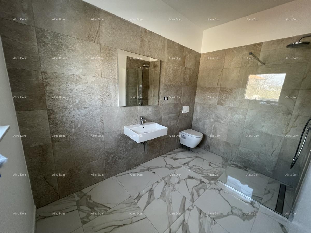 New house with a pool, modernly furnished. 7 km to the center of Poreč. 9