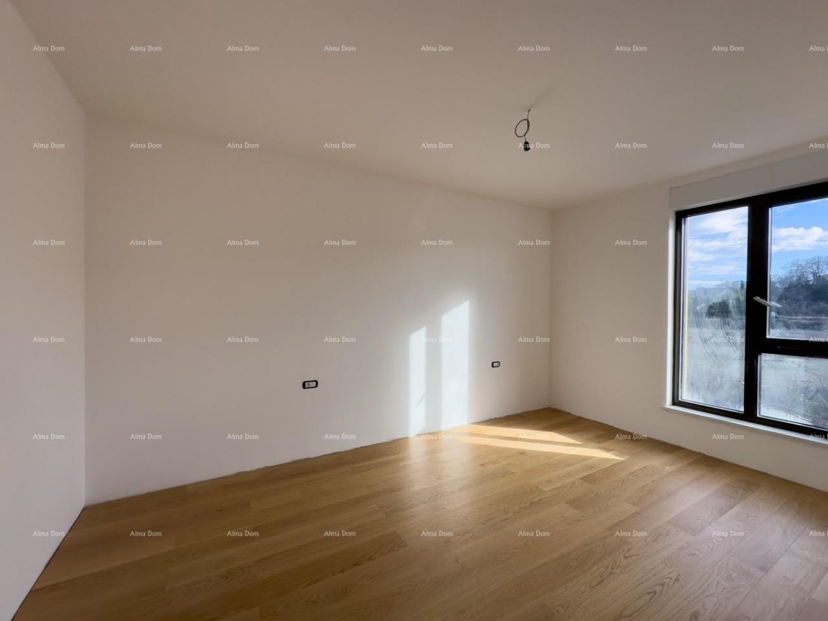 Красивая квартира в двухквартирном доме. ЛАБИН 19