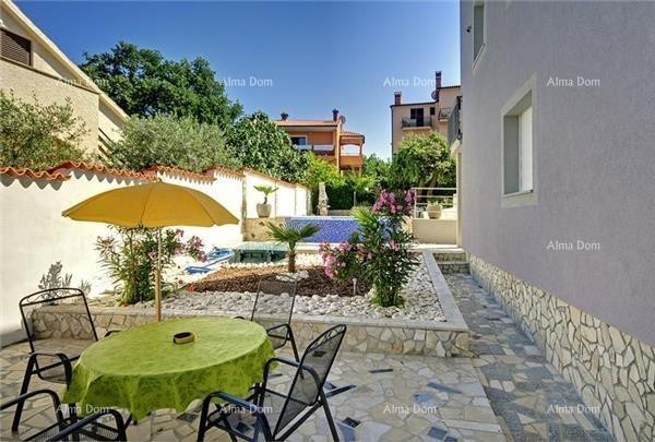 For Sale: Apartment House with Pool and Sea View – Banjole! 7