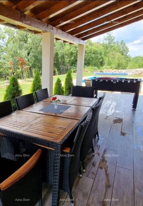 Отреставрированный истрийский каменный дом с бассейном 13