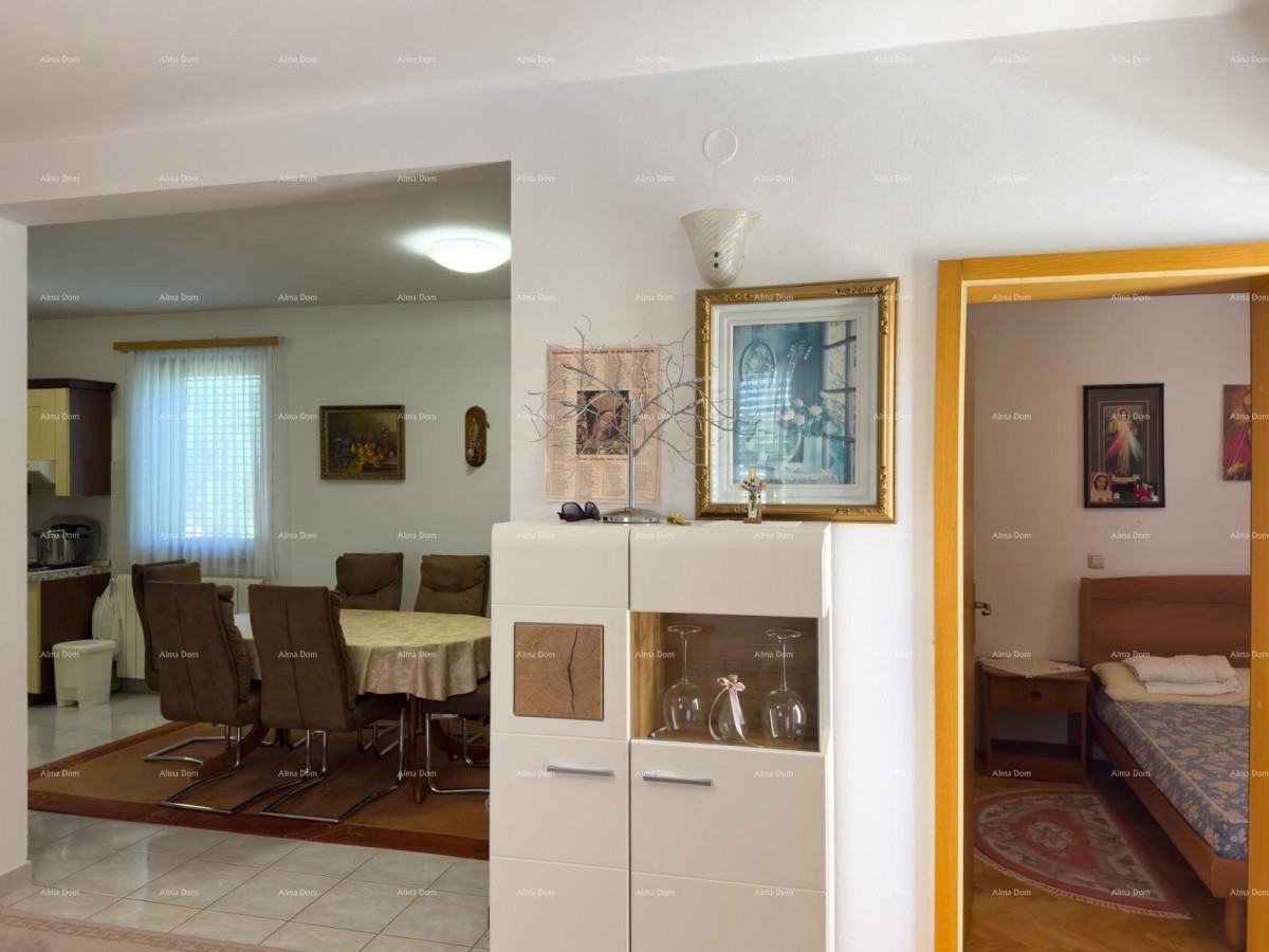 Prodajemo apartmajsko hišo na mirni lokaciji v Medulinu! 9
