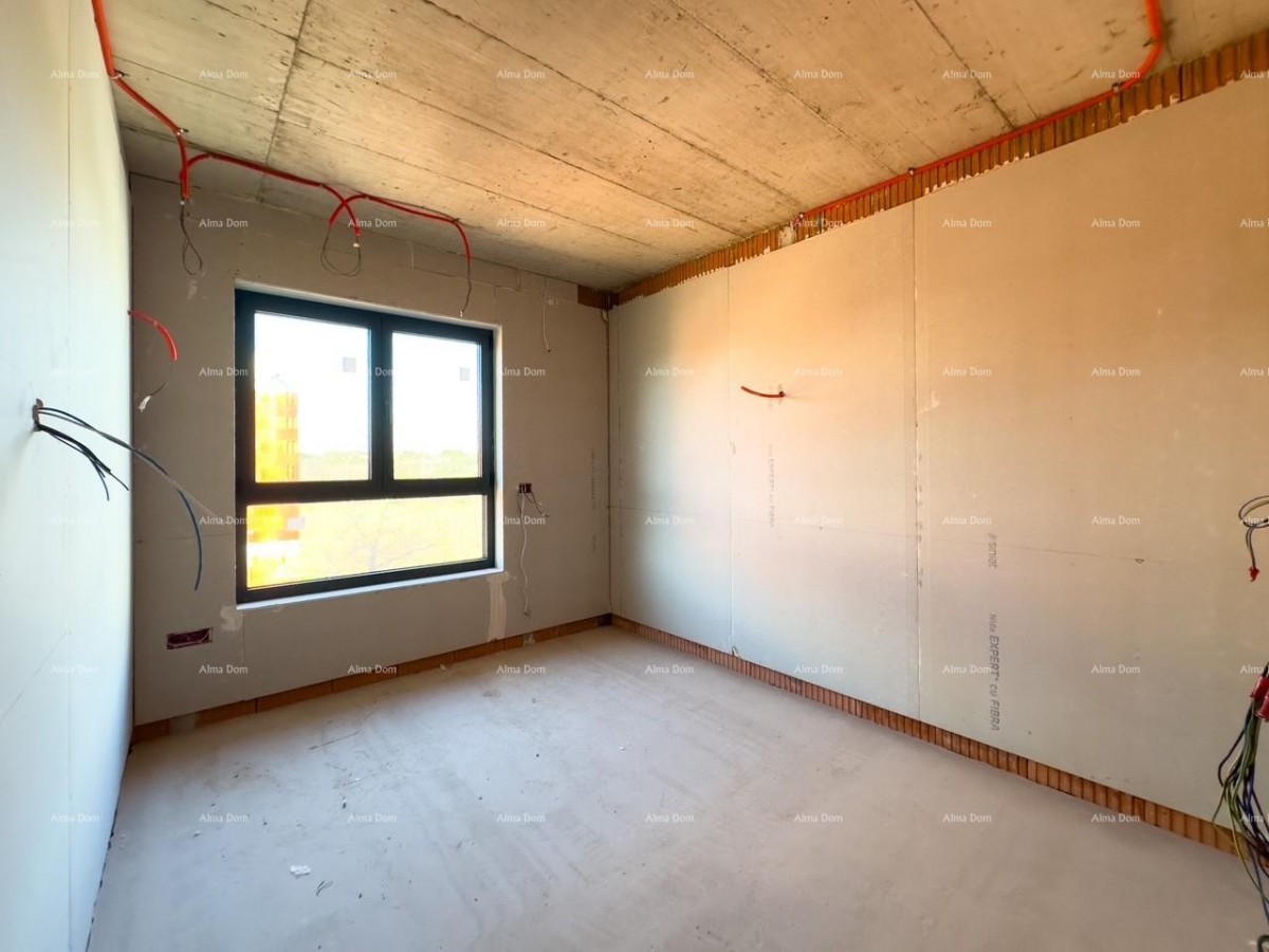 Prodajemo stan na drugom katu male zgrade!  Štinjan. 19