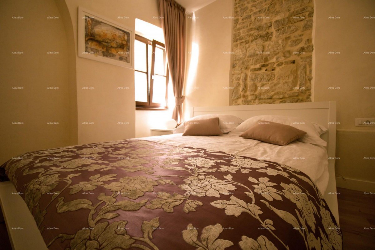 Beautiful, modernly furnished and renovated Istrian stone house for sale, Bale! 46