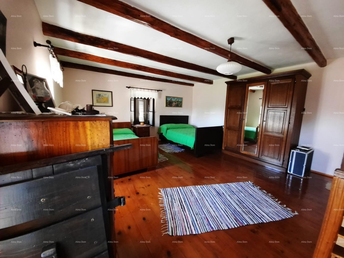 Prodaje se samostojeća kuća, 175 m2, Marčana 7