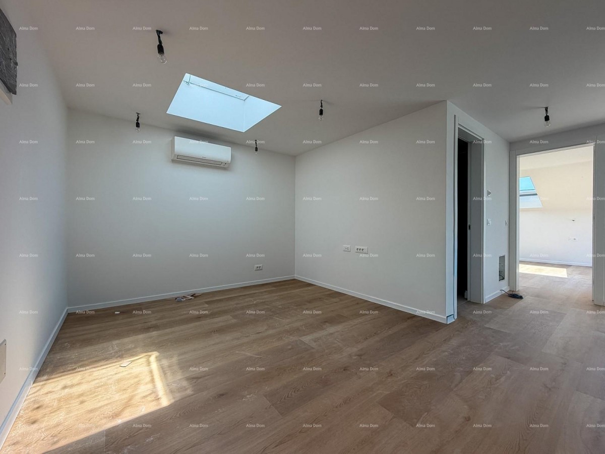 Two-Bedroom Apartment in the Center of Poreč 11