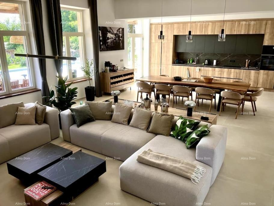 Prodamo lepo in moderno hišo, Poreč 23