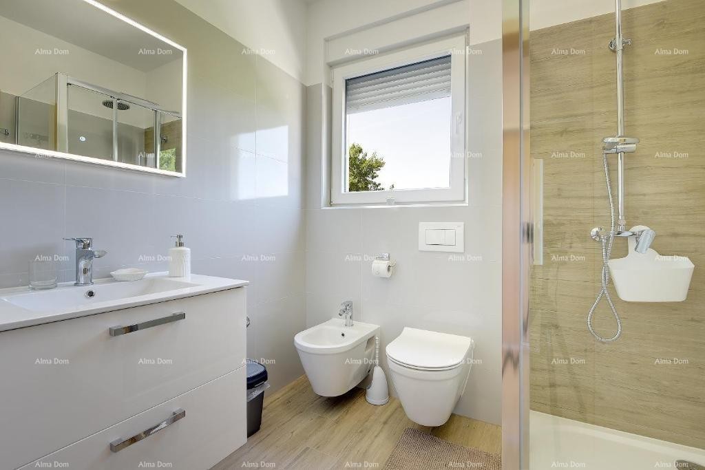 Moderna hiša z bazenom! Blizu Pule! 17