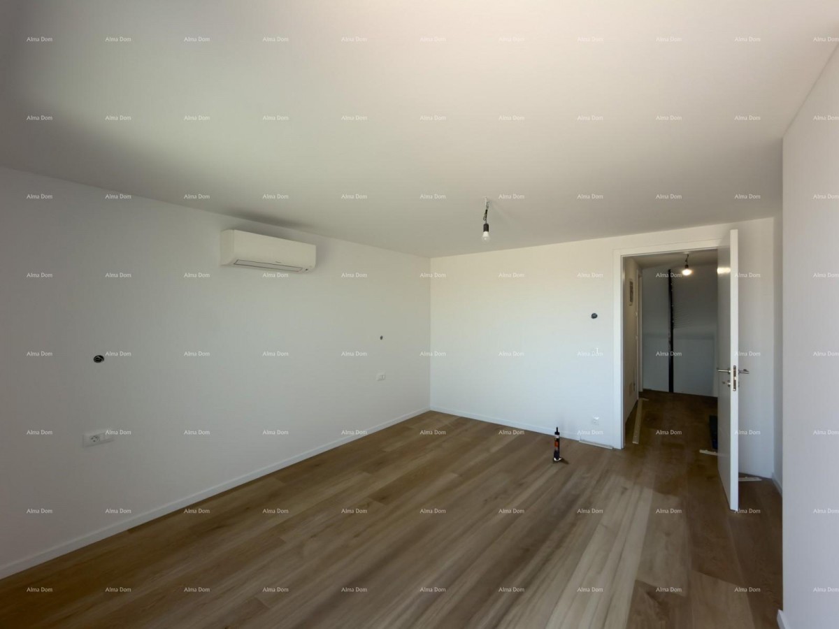 DVOETAŽNI APARTMA V CENTRU POREČA 17