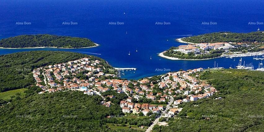 Prodajemo gradbeno zemljišče na atraktivni lokaciji v Peščenem zalivu 1