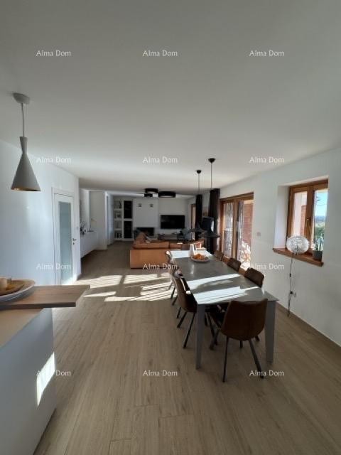 Casa Mediterranea con piscina e vista mare, Raša 4