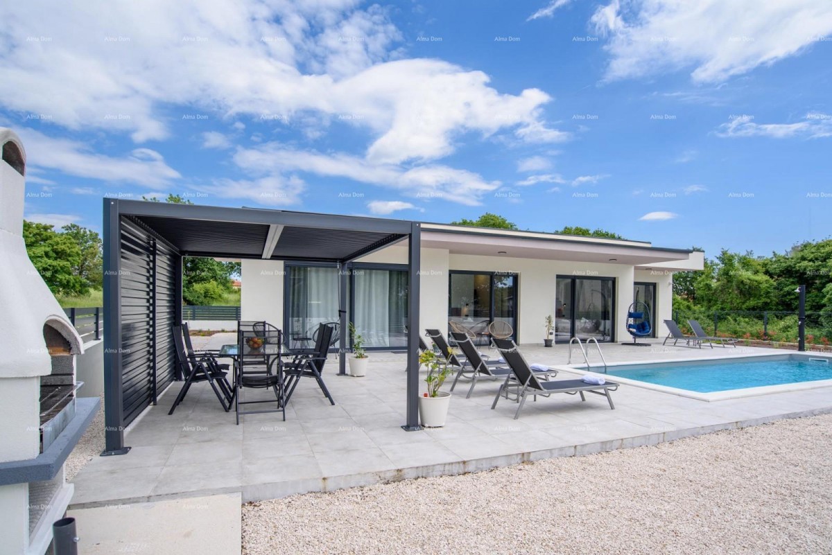 KANFANAR, MODERNA VILA PRIZEMNICA S BAZENOM – MIRNA LOKACIJA 2