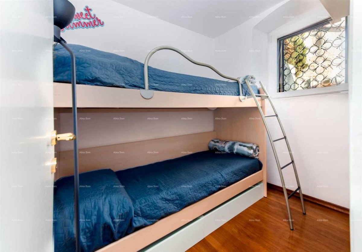 Rovinj – Stan s pogledom na more u samom centru, 50 m od mora 14