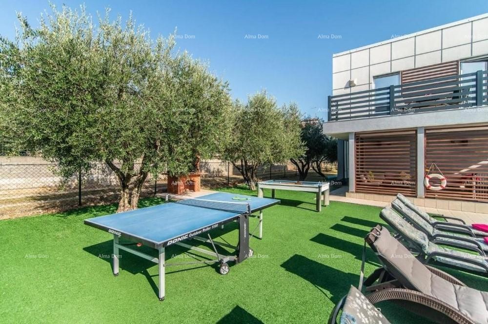 VODNJAN – Moderna villa con piscina, vista sui Brijuni e ampio giardino! 9