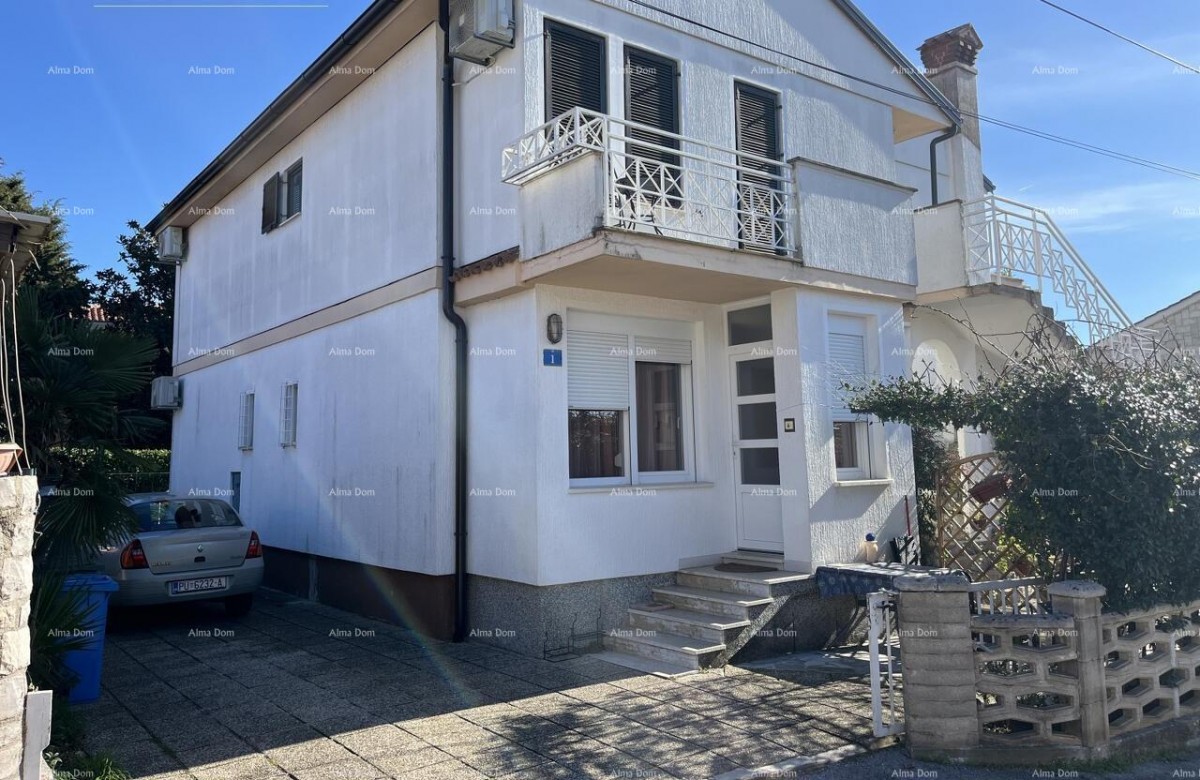 Prodaje se lijepa kuća, blizu mora u Umagu 6