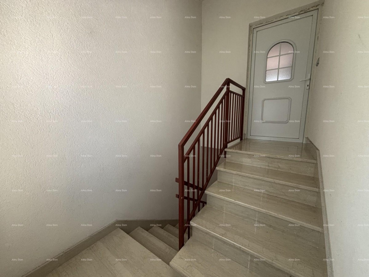 VALBANDON - Kuća s dva stana – idealna za obiteljski život ili investiciju 18