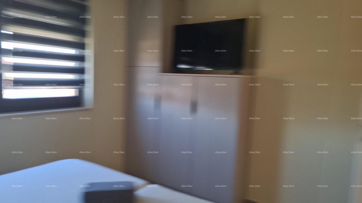 Modern apartment with parking space and storage in block F, near Umag! 19