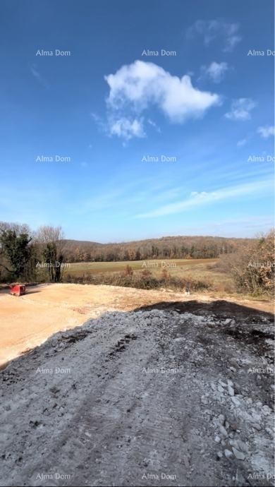 Saint Lovreč, Building Land 517 m² with Open View 4