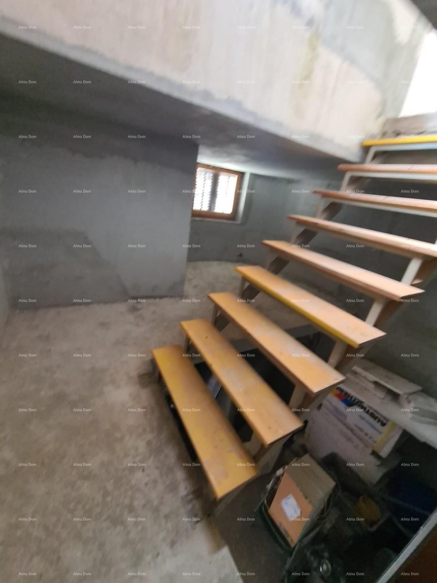 Prodaje se kuća s dva stana – Fažana 16