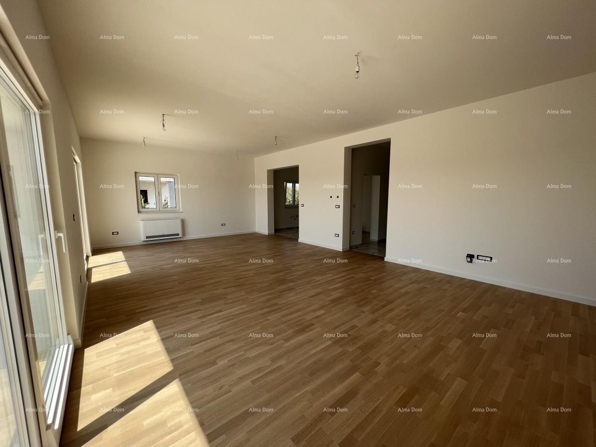 New house with a pool, modernly furnished. 7 km to the center of Poreč. 7