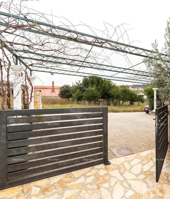 Veli Vrh! Pulj! Dvonadstropne hiše z bazenom! 5