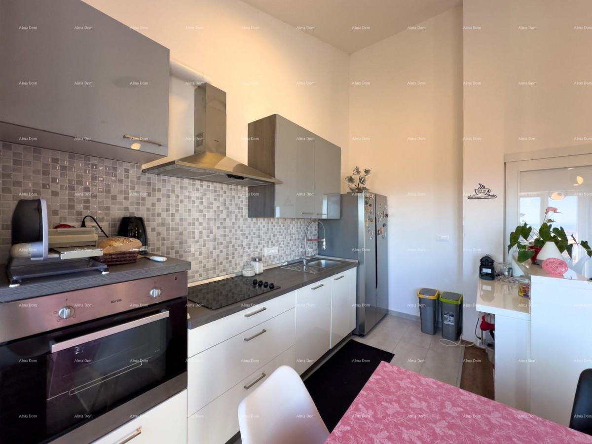 We are selling an apartment with a sea view! 22