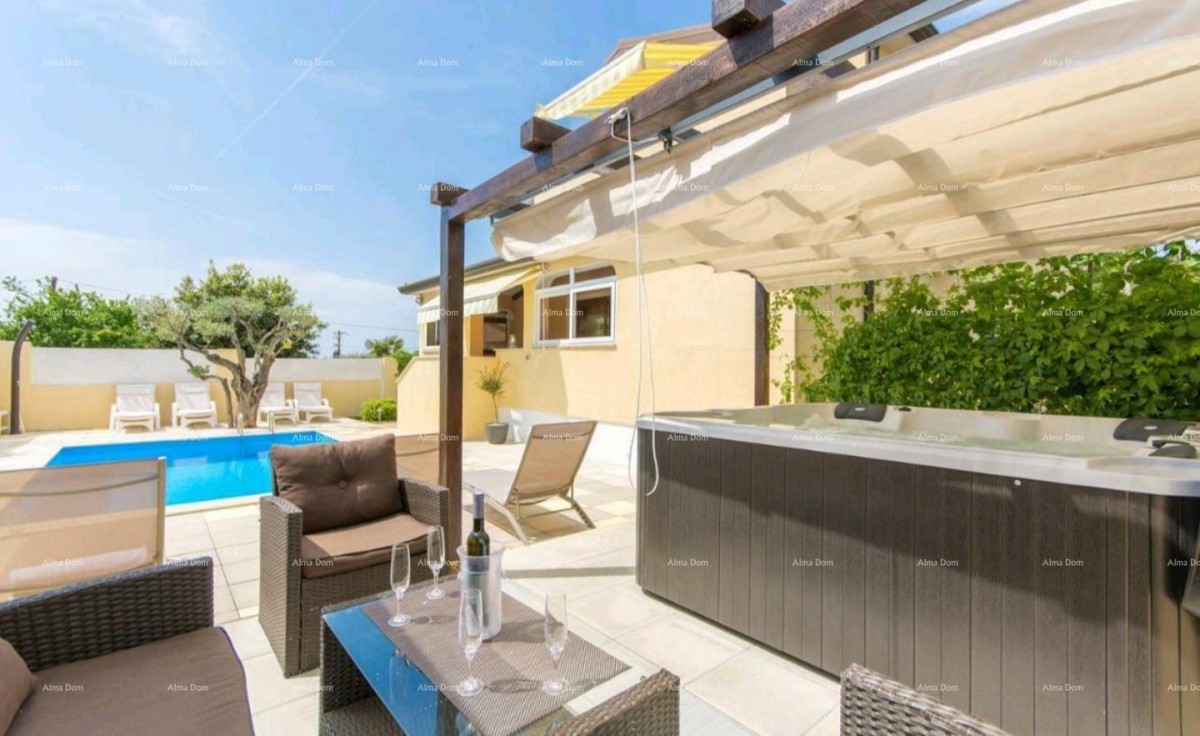 Casa con piscina a Poreč! 4