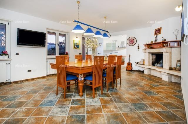 Rovinj, Prekrasna vila s bazenom. 29