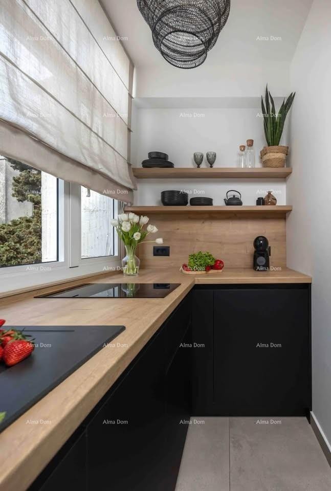 Prodaje se dizajnerski stan u centru grada! 6