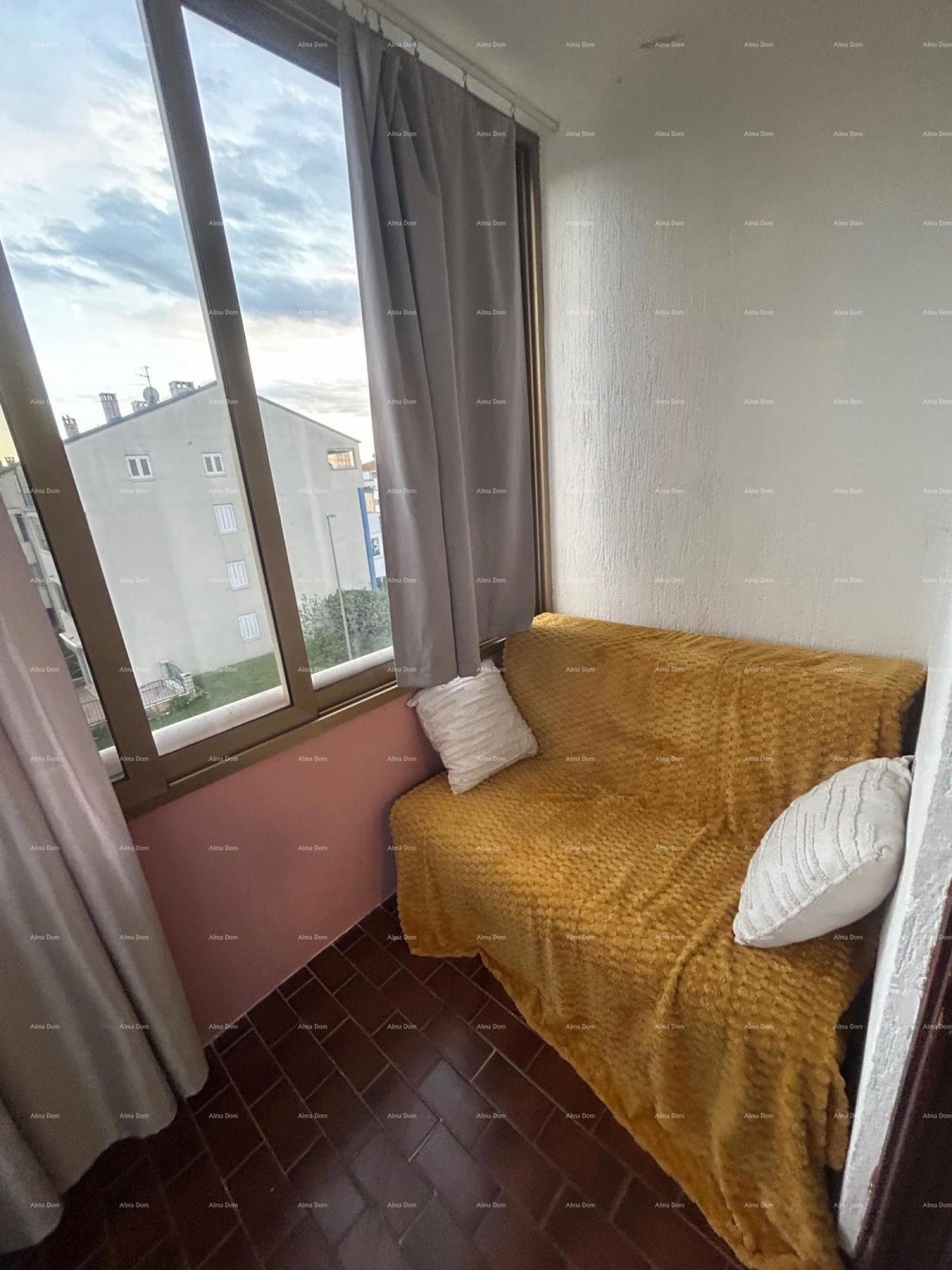 Умаг, меблированная студия, 28 м2 4