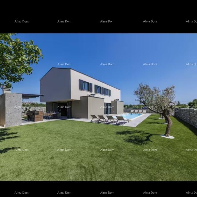 LOBORIKA, Modern Luxury Villa with Pool 1