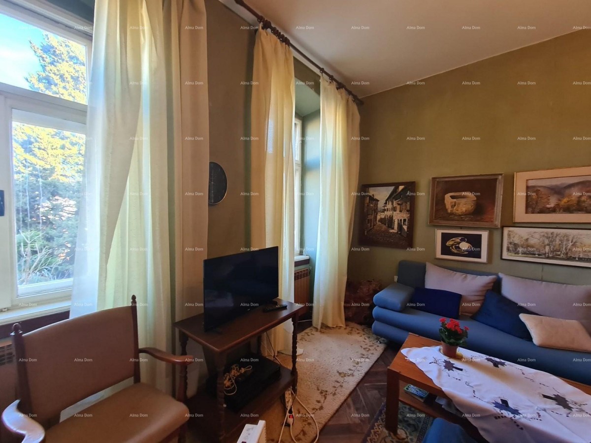 Stan v pritličju s dvoriščem in garažo – center Pule 3