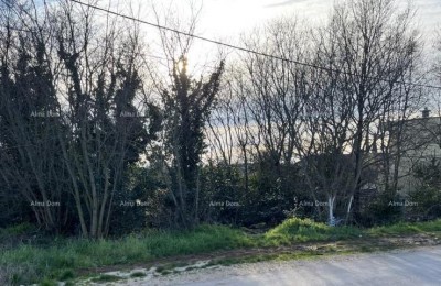 Građevinsko zemljište, 1.020 m²,  Umag