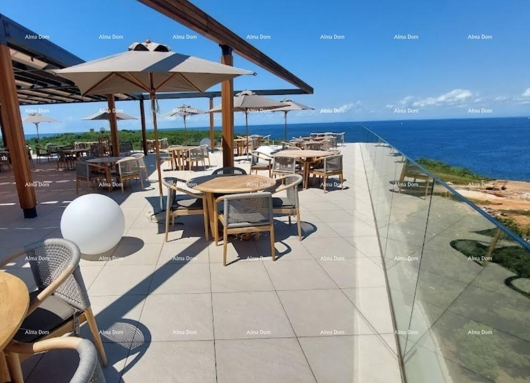 UMAG, Samostojeća vila u luksuznom resortu! Pogled na more! V 32 7