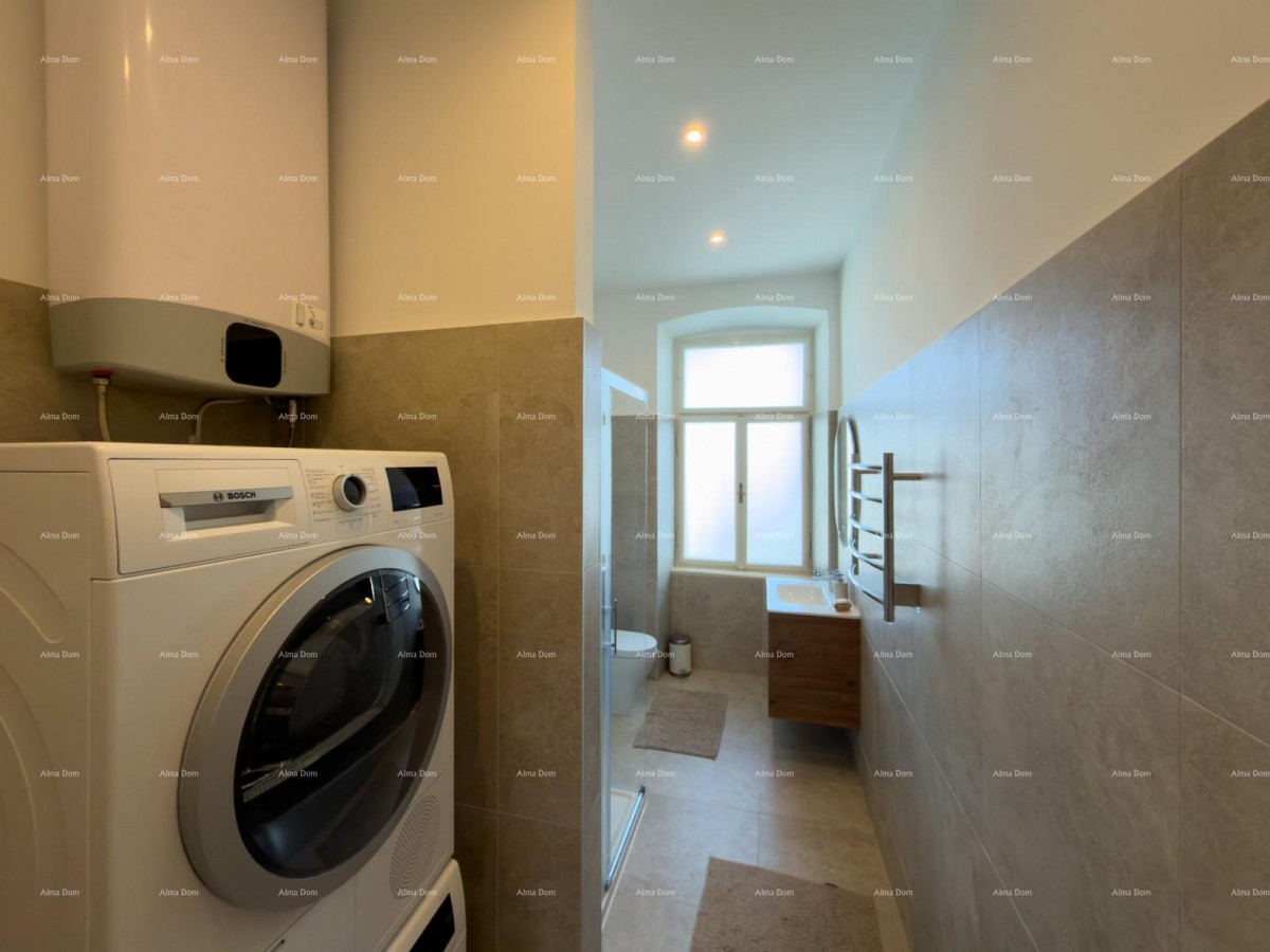 Ristrutturato appartamento nel centro di Pola! 13