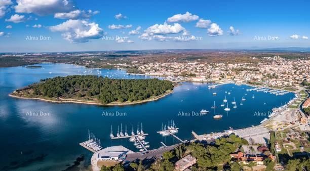 Medulin, samostojeća kuća s više stambenih jedinica – blizina mora 1
