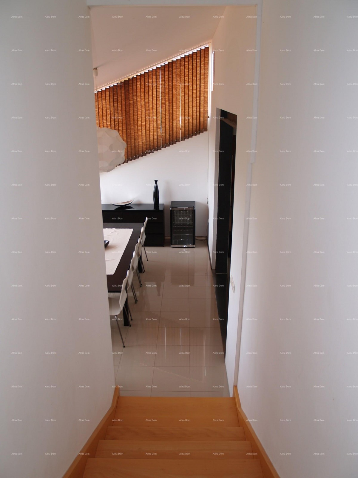 Лижњан – Просторный семейный дом с большим потенциалом 12