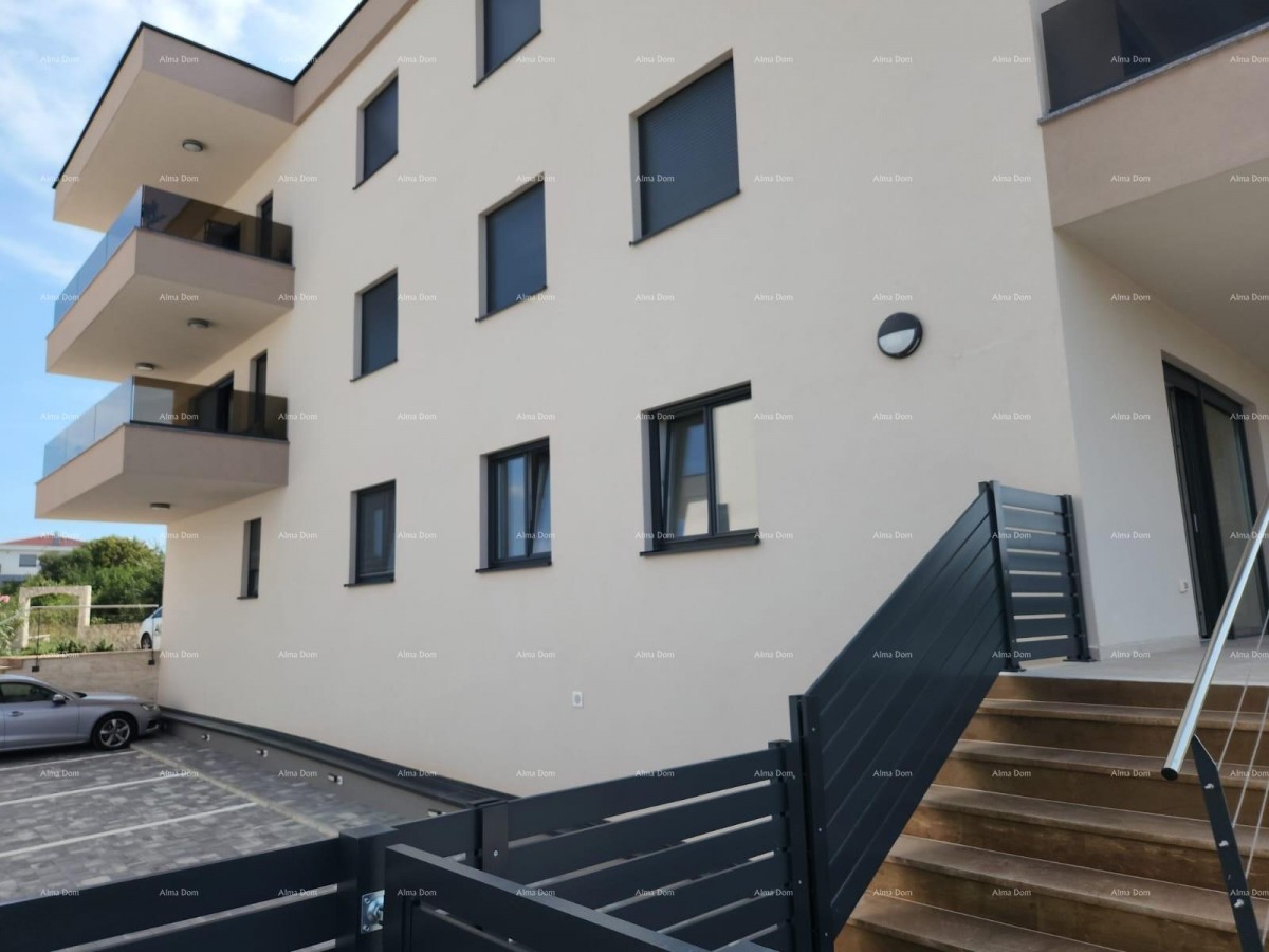 Luksuzno stanovanje s bazenom, novogradnja --Banjole, Volme! 1