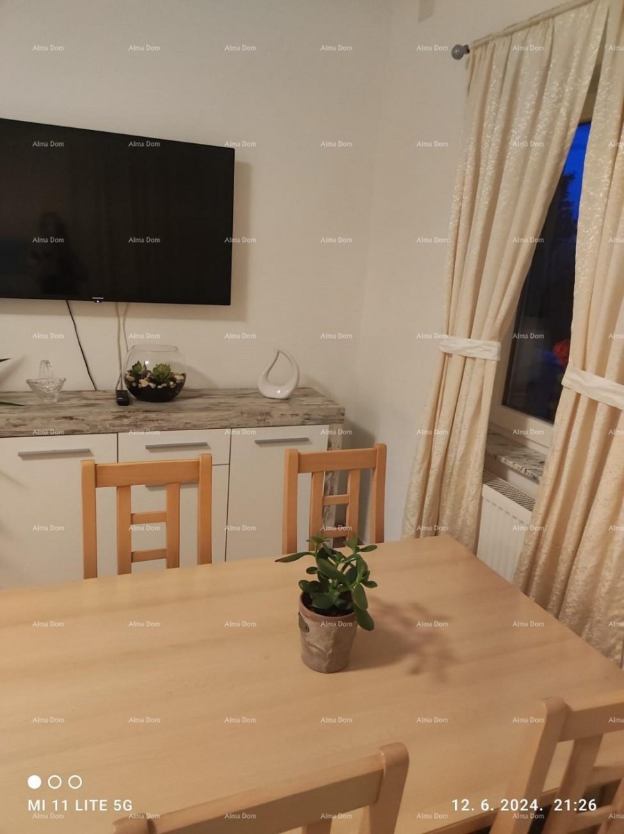 Apartmanska kuća s pogledom na more 15