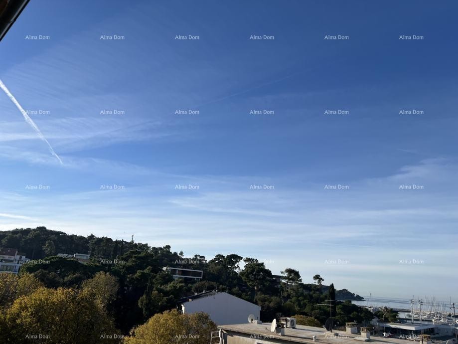 ROVINJ – APPARTAMENTO IN VENDITA 72,5 m² 2