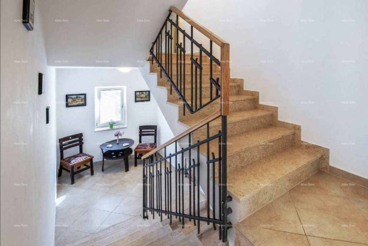 Продается красивая вилла с бассейном в Водняне. 18