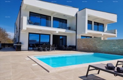 Luksuzna kuća s bazenom u srcu Istre.